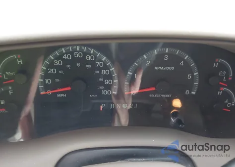 2002 Ford F-150 Lariat/Xlt z USA, uszkodzony, nr VIN 1FTRW08LX2KC44461